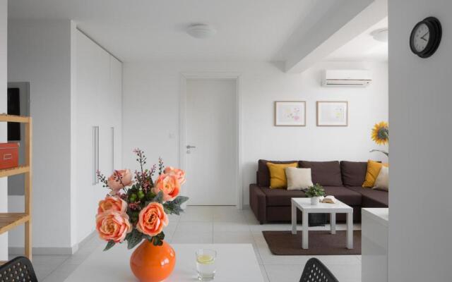 Lemechi Casa Girasole Apartments