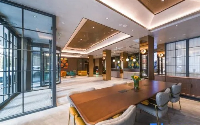 Orange Hotel (Jinan Baotu Spring Shop)