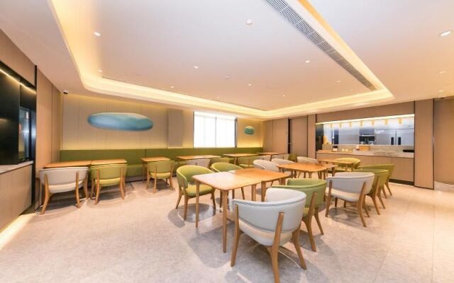 Ji Hotel Shanghai Xinzhuang South Square