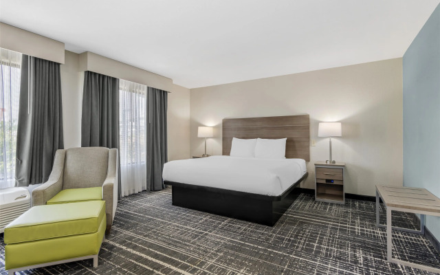 Best Western Commerce Inn