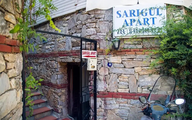Sarigul Apart