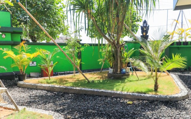 The Green Groves Hostel