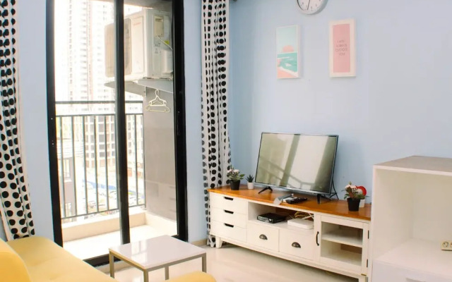 Comfort And Simply 2Br At Meikarta Apartment