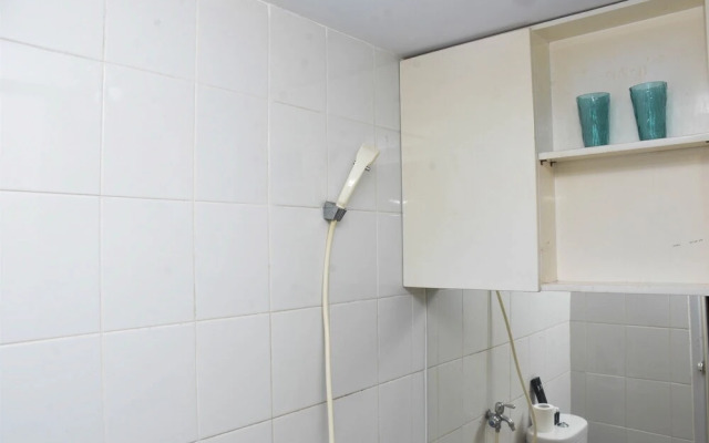 Comfort And Simple 2Br At Bassura City Apartment