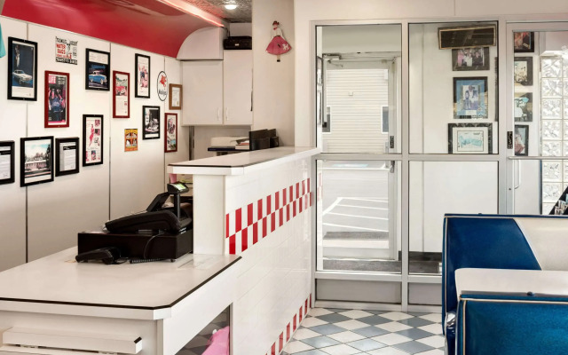 Travelodge by Wyndham Missouri Valley