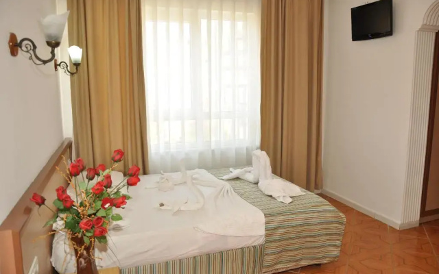 Miss Cleopatra Hotel