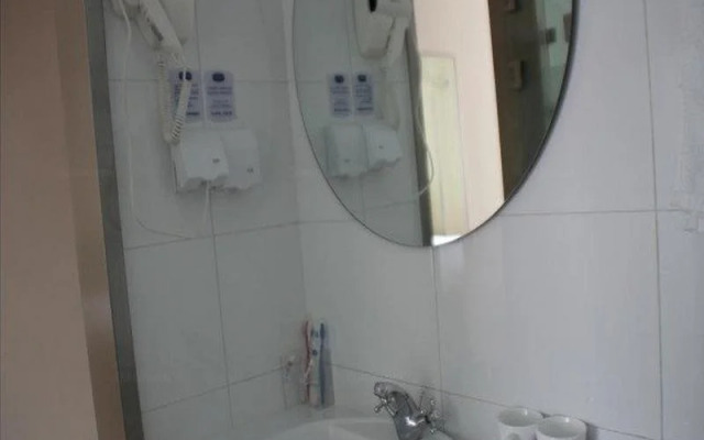 Hanting Express Beijing Huamao Second Branch