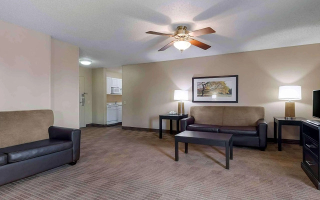 Extended Stay America Select Suites Dallas Farmers Branch