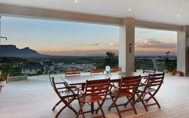 Constantia View