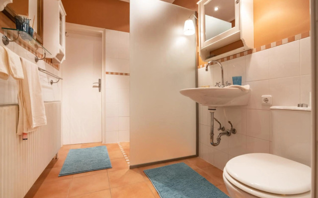 Renoviertes Bauernhaus mit Garten in Ruhelage