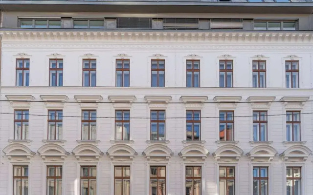 Numa Vienna Terra