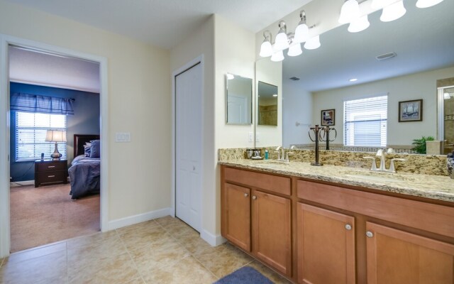 1422 Moonvalley Drive