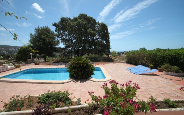 El Barraco - sea view villa with private pool in Moraira