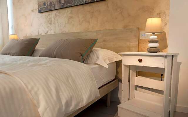 Pianaura suites - La Torre Tra Le Vigne