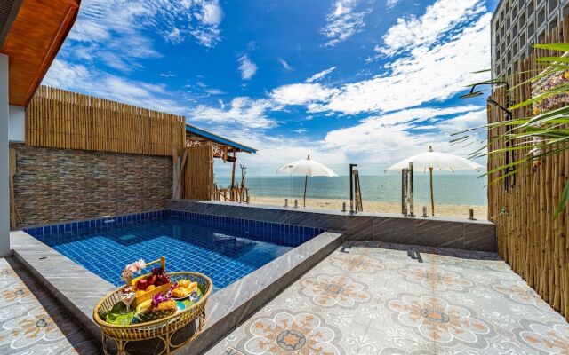 Beach Front Villa with 3 Bedrooms - CA3