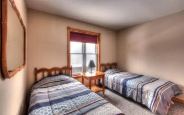 6 Bed Blue Mountain Executive Chalet with Hot Tub 157