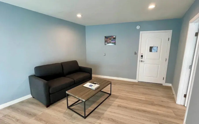 Quintessence ApartHotel