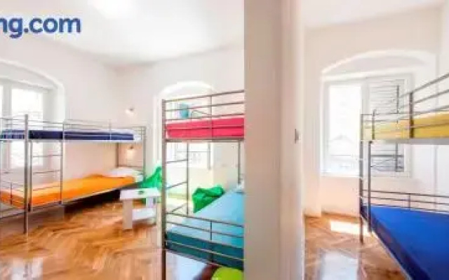 Downtown Hostel