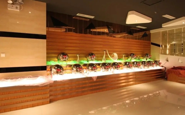 Urumqi City Langcheng Hotel