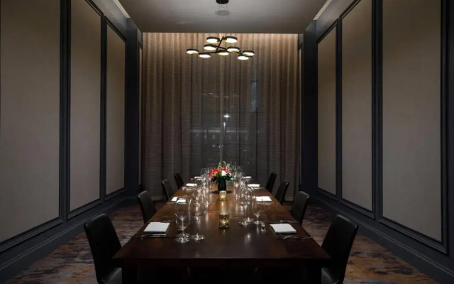 Hotel Vin, Grapevine, Autograph Collection