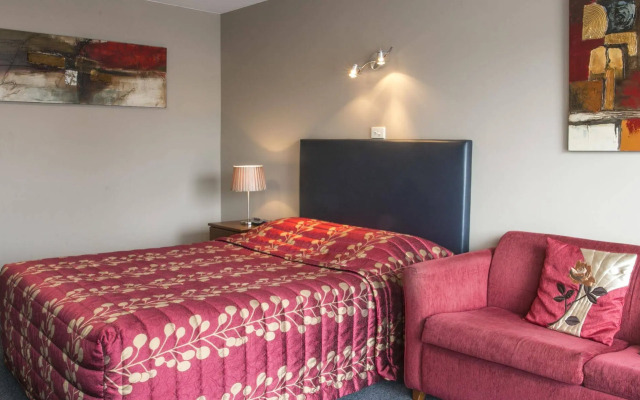 Phoenix Motel