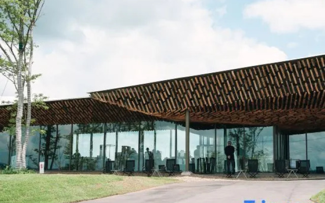 Snow Peak FIELD SUITE SPA HEADQUARTERS