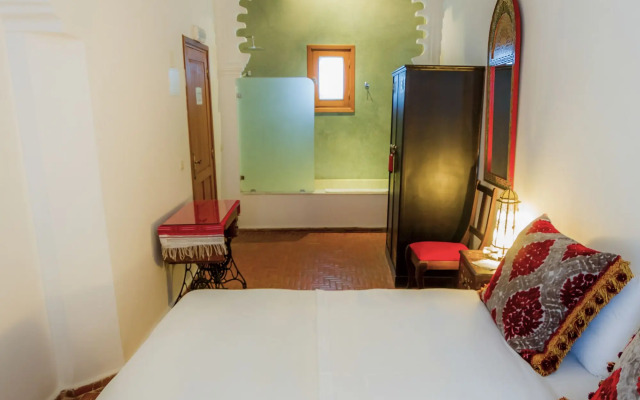 Hotel Blanco Riad