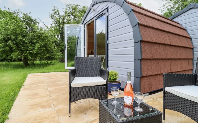 Meadow Lodge @ Berrys Place Farm