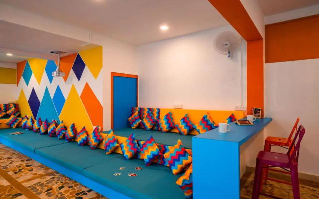 goSTOPS Goa Vagator - Rooms & Dorms