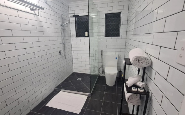 Townsville Seaside Apartments