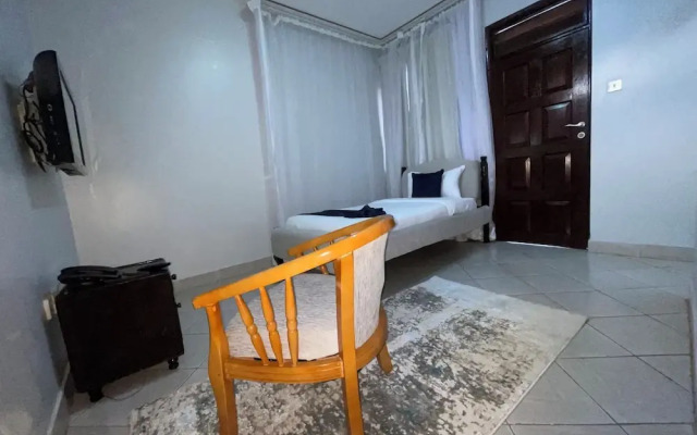 Iman Hotel