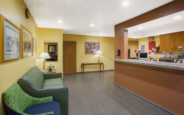 Days Inn by Wyndham Fremont