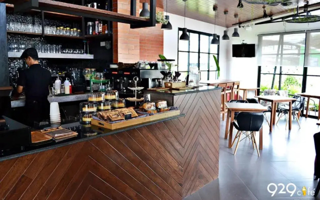 Bunprasop Garden Hotel