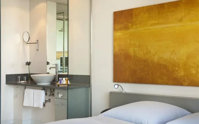 DoubleTree by Hilton Frankfurt Niederrad