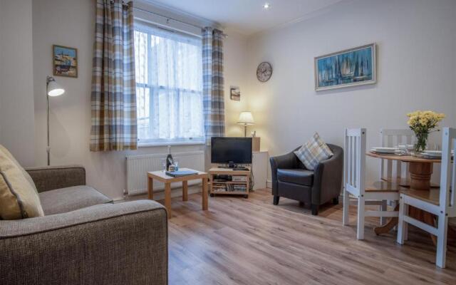 Arcadia - 1 Bedroom Apartment - Tenby