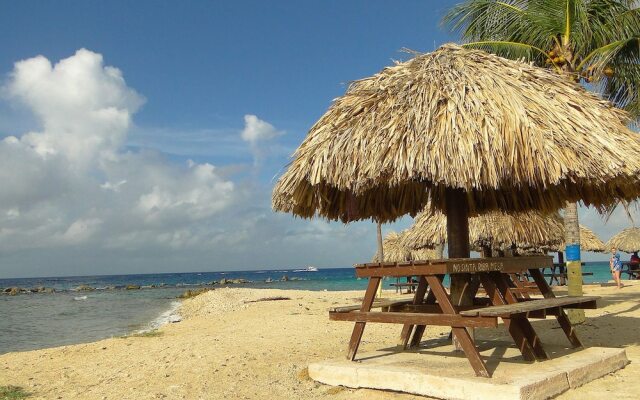 Clarion Hotel & Suites Curacao