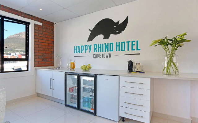 Happy Rhino Hotel