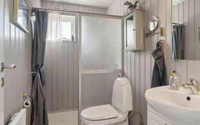 5 Star Holiday Home in Dronningmolle