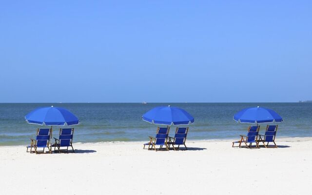 The Residences At Coconut Pointe 8203