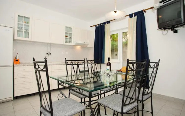 Apartments Zambarlin