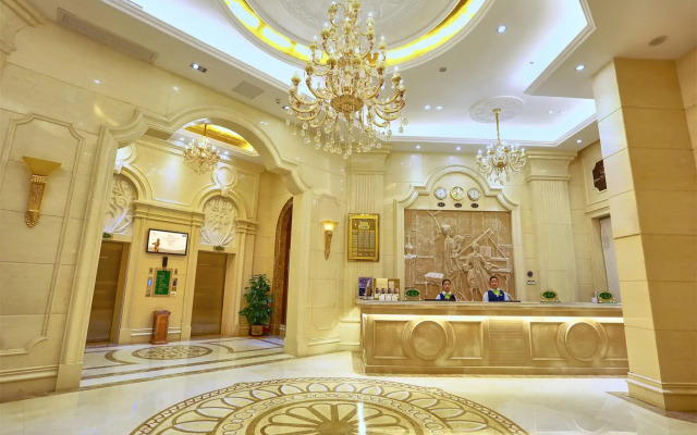 Vienna Hotel Guangdong Dongguan Tangxia South High-Speed Railway Station