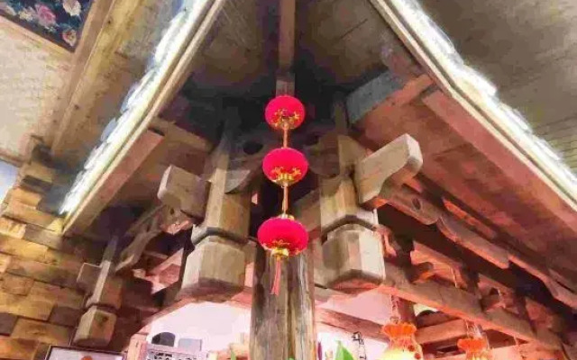 Zhangjiajie Wuling Spring Inn (72 Qilou Scenic Area)