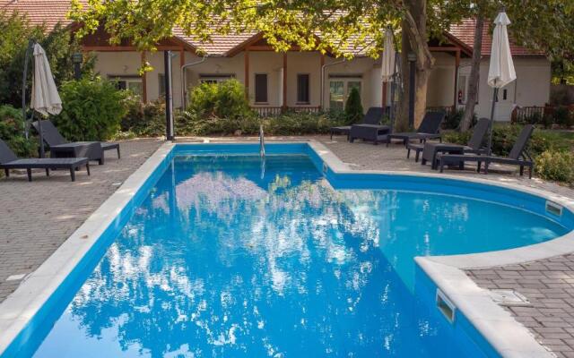 Hotel Platán