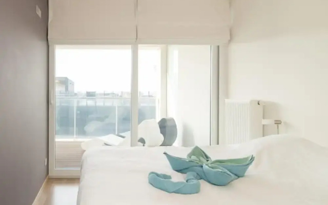 South Facing Apartment With Terrace