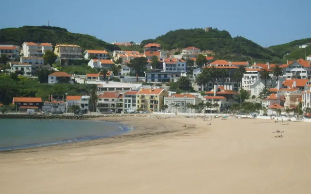 Attractive Holiday Home Near the Beach