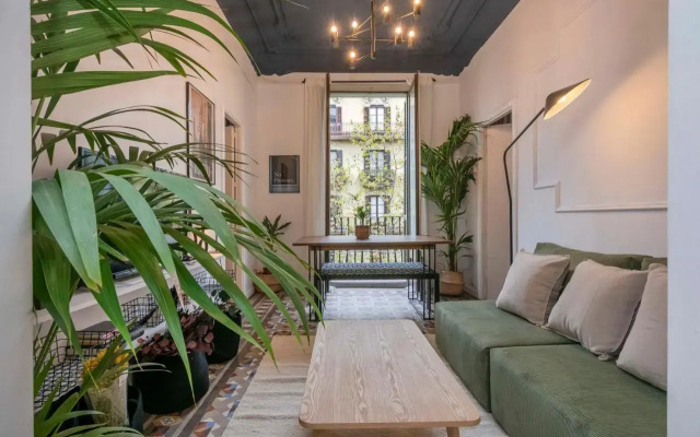 Elegant 4 bedrooms 3 bathrooms Catalan home