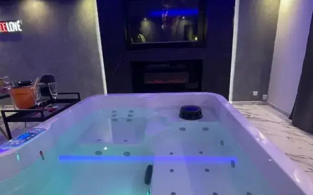 La Casa De Lové & Jacuzzi à 20 minutes de Fontainebleau