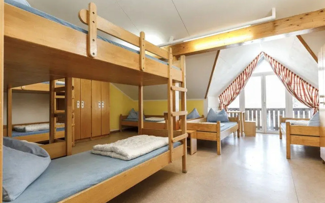 DJH Jugendherberge Oberstdorf-Kornau - Hostel