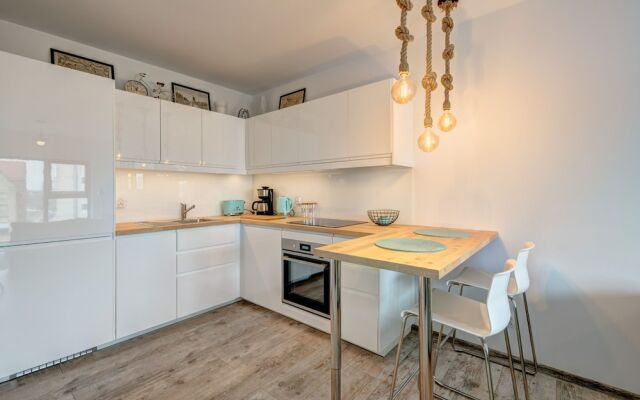 Dom & House Winter Residence