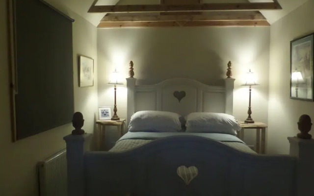 Charming 1-bed Garden Lodge in Boyndie, Banff